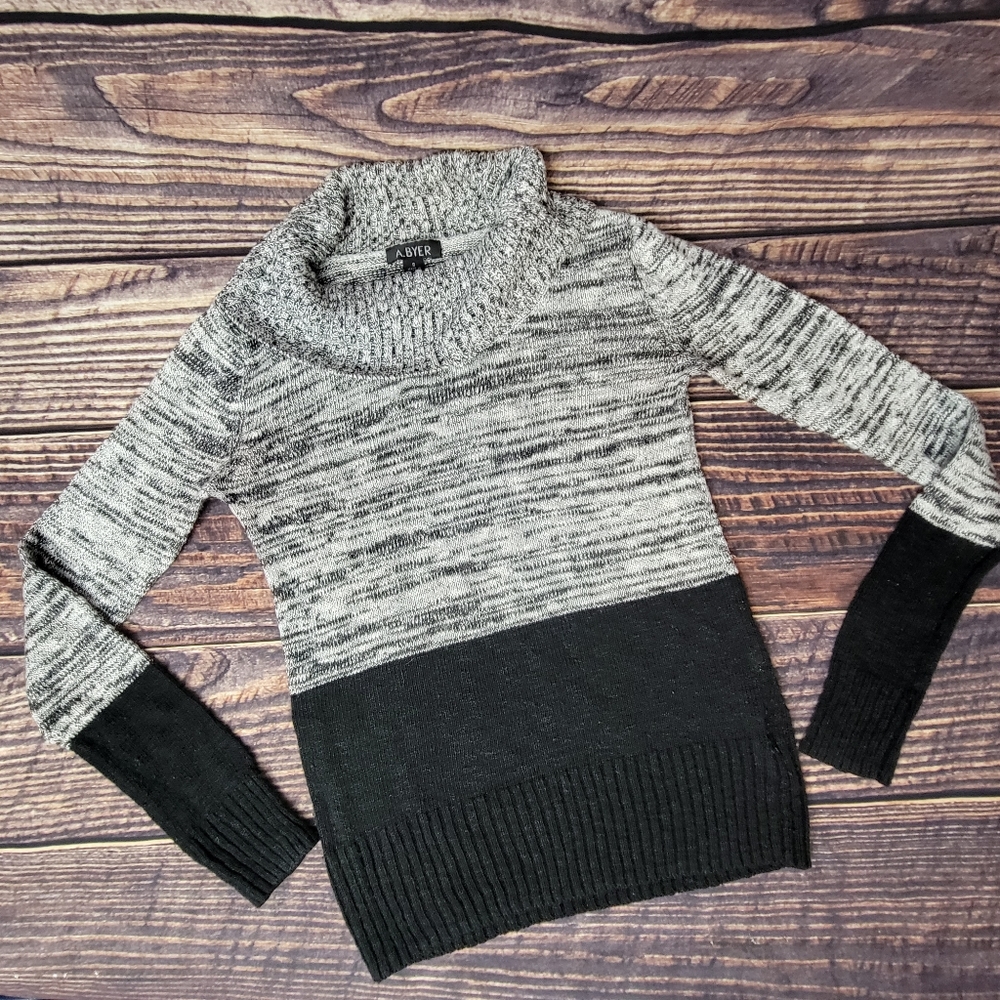 A. BYER Sweater. Size Small. Black and White on top, Solid black on bott…